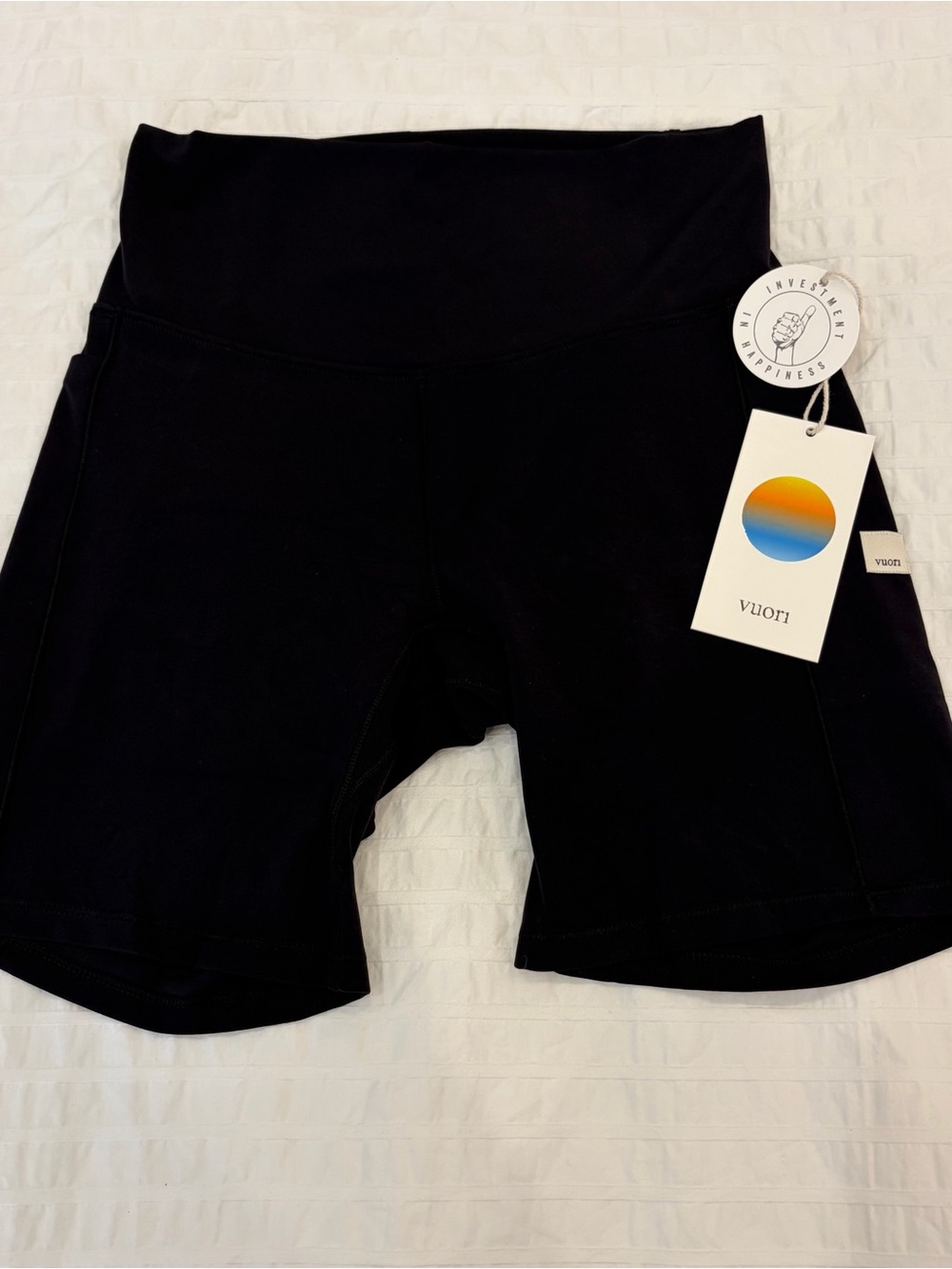 NWT Vuori All the Form Pocket Shorts in Black - Picture 6 of 7